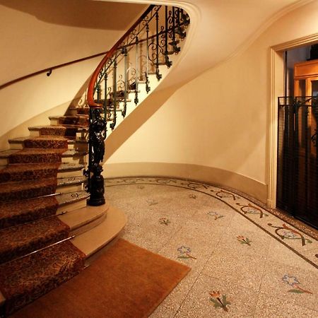 Bed and Breakfast Cote Montmartre Paris Exterior foto